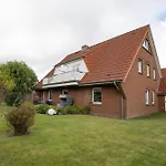 Lister Reede Garten Apartament